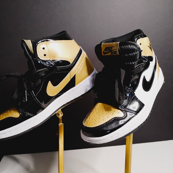 Women Nike Air Jordan 1 High Top Reto Size 5.5 OG NRG 'Gold Top 3' - Picture 11 of 14